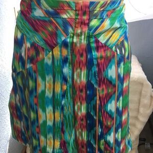 100% Silk Edme & Esyllte Rare  and Colorful Print on Pleated skirt Size 4